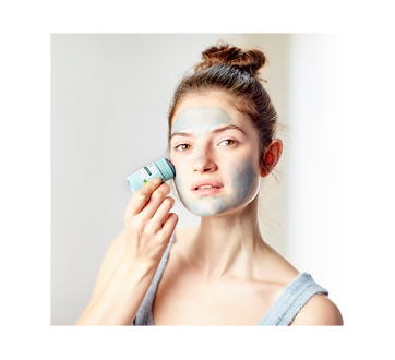 Image 5 of product Klorane - Stick Mask with Organic Mint & Clay, 25 g