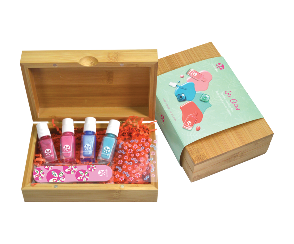 Go Glow Bamboo Manicure Box, 5 units Suncoat Nails Jean Coutu