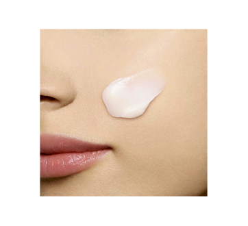 Image 2 of product Clarins - Super Restorative Night Very Dry Skin, 50 ml