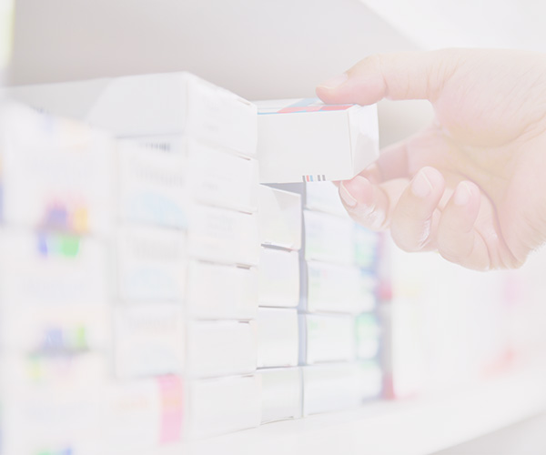 Accès aux médicaments pour la prévention et le traitement de la COVID-19 en pharmacie