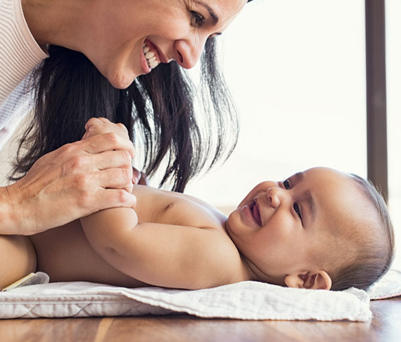 Bain & toilette - produits sains pour la peau de bébé et la planète –  BIOLANE