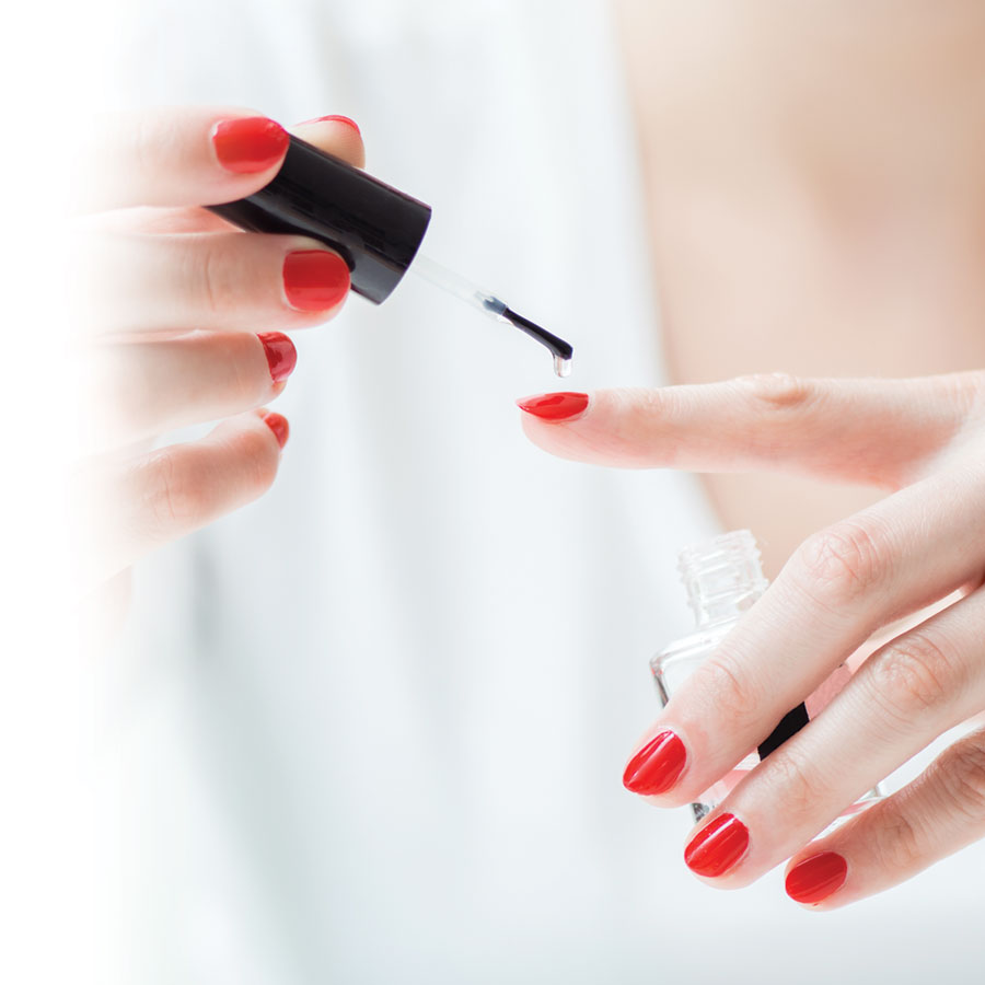 Common mistakes that can ruin your manicure