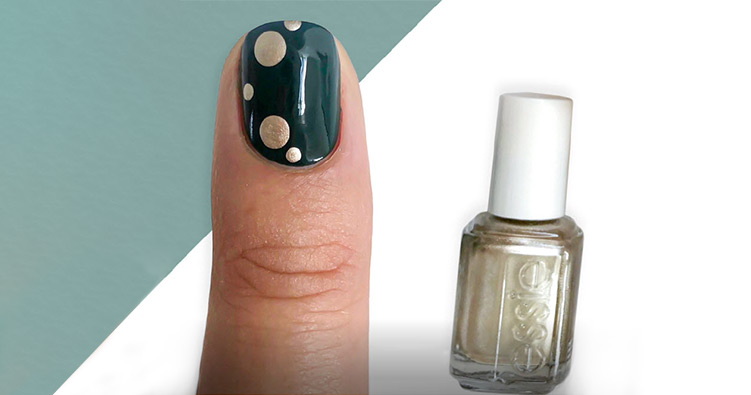 Appliquer deux couches de vernis vert