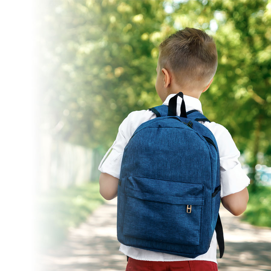 Choosing the right school bag to avoid back problems!