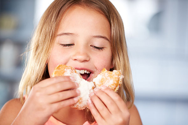 Le sucre cause l’hyperactivité chez les enfants