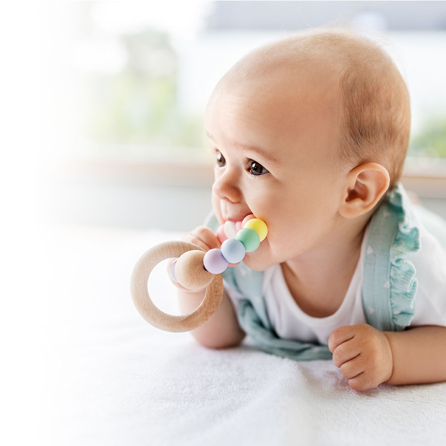 Idées pour soulager la poussée des dents de bébé