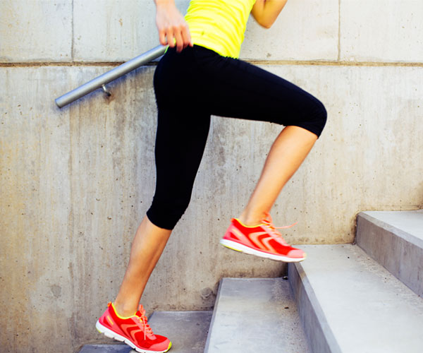 L’exercice physique peut être bénéfique lors des menstruations.